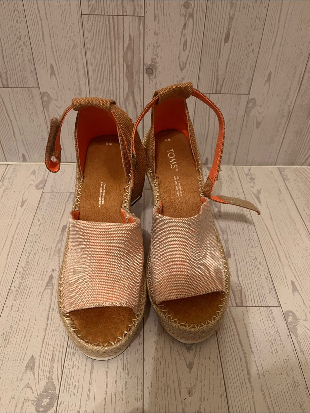 TOMS GIRLS size 9-Peach Canvas Espadrille Wedge Sandals w/Orange Ankle Strap NEW